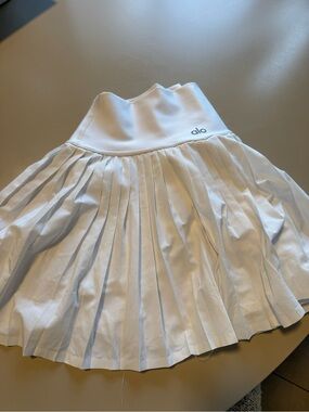 ALO Yoga White Pleated Skater Skirt